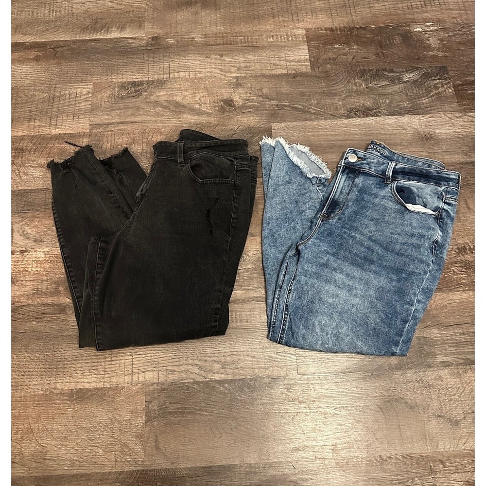 Maurices XL Stretch Jeggings Denim jeans 2 Pair